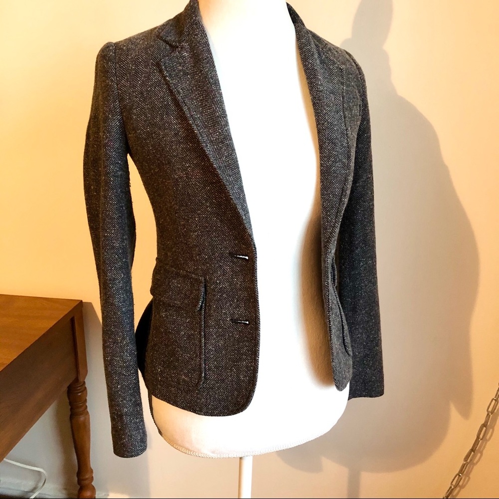 Gray tweed business blazer jacket with button